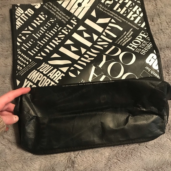 Lululemon snap reusable bag - Picture 2 of 5